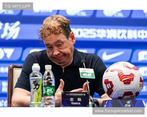 上海申花迎战梅州客家 力争延续连胜势头全力冲击积分榜前列 上海申花迎战梅州客家 力争延续连胜势头全力冲击积分榜前列