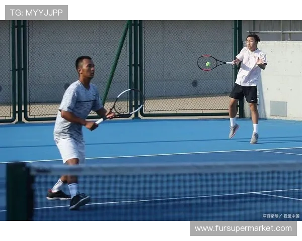 探索现代网球发展趋势与运动员竞技表现及训练革新的深度观察研究