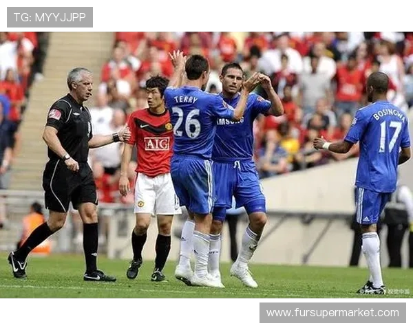 曼联主场迎战切尔西争锋对决 两队激烈较量争夺英超关键三分